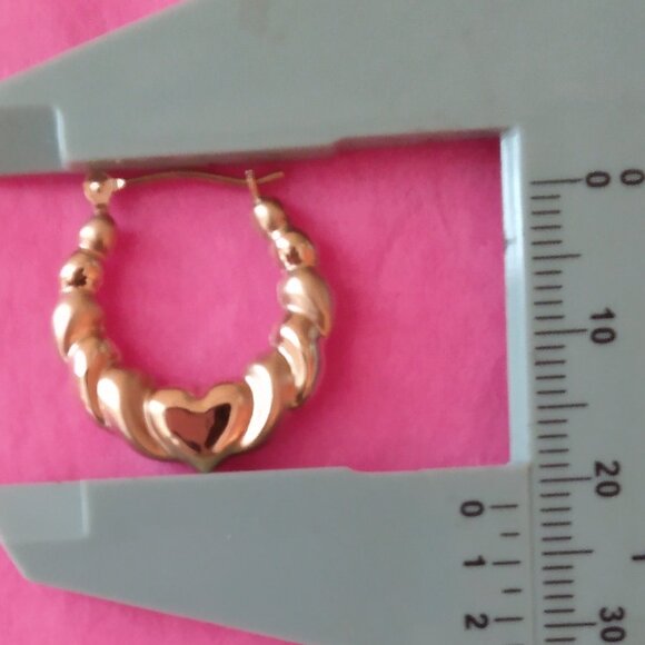 Beautiful solid 14kt  yellow gold, hoops! - Picture 4 of 9